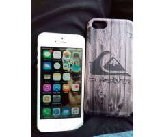 iPhone 5 con Caja Muy Cuidado