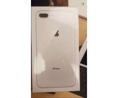 iPhone 8 Plus
