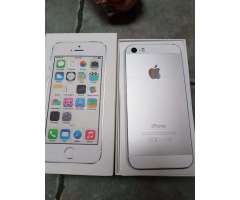 iPhone 5s en Caja con Todo