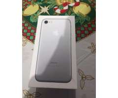 iPhone 7,32 Gb