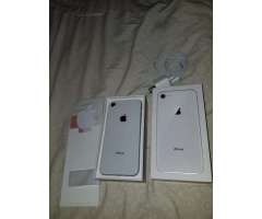 iPhone 8 - 64Gb - Silver - Nuevo