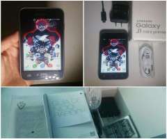 Samsung Galaxy J1 mini Prime 4G LTE con Cargador y Audifonos