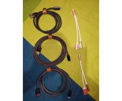 Cables para Carga iPhone Y Adaptador 3.5