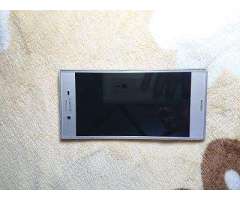 Sony Xperia Xzs