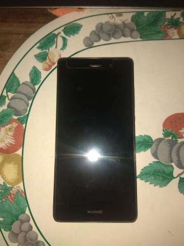Vendo Huawei P8 Lite 9/10 Vendo Huawei P8 Lite 9/10