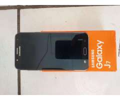 Vendo Samsung J7 Como Nuevo
