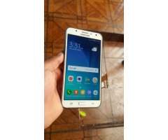 Vendo.samsung J7 Normal