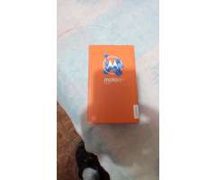 Vendo Motorola E4 Plus