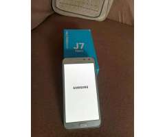Vendo Samsung J7 Neo Casi Nuevo con Todo