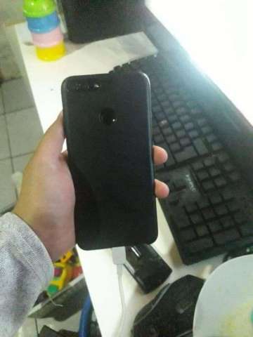 Vendo en Todas P Smart Huawei 2018 Vendo en Todas P Smart Huawei 2018