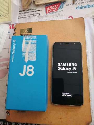 Samsung J8 Samsung J8