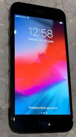 iPhone 7 128Gb Negro Brillante iPhone 7 128Gb Negro Brillante